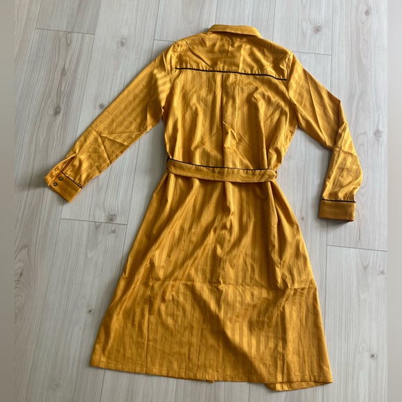 Womens Frnch Paris Robe size Small - Picture 6 of 6